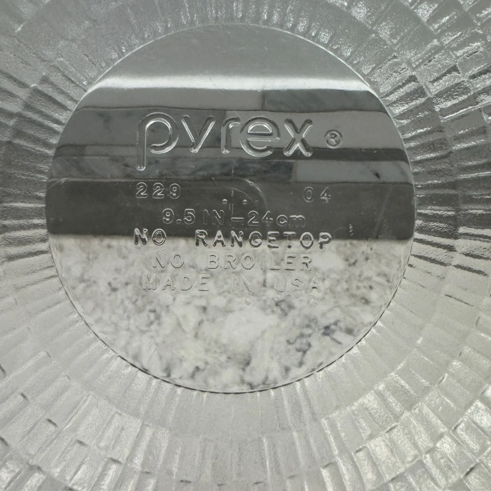 Rare Vintage Pyrex pie plate‎ model 229 -9.5 in clear tempered glass made in USA